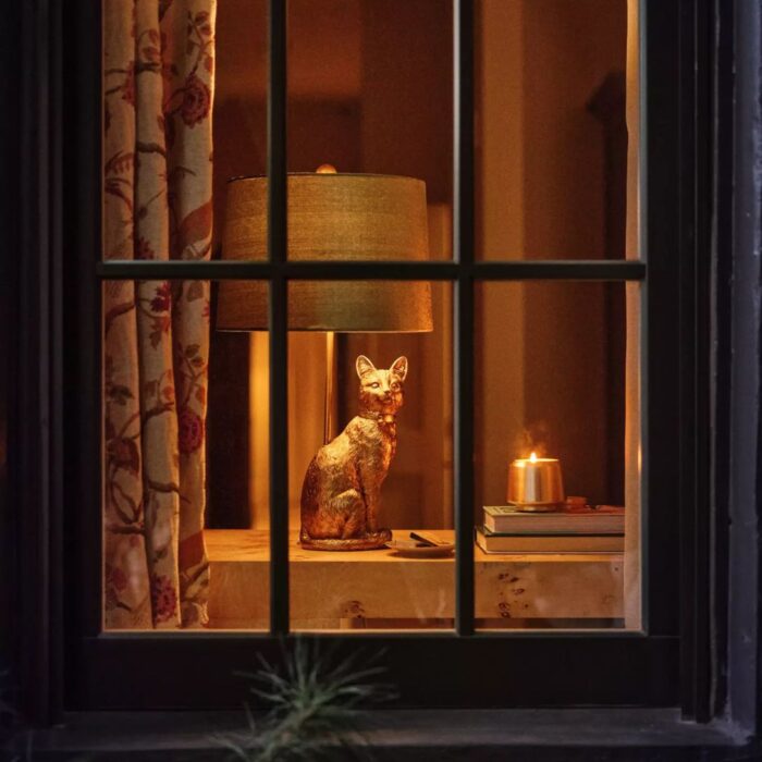 THE ICON TABLE LAMP CAT EDITION DOMESTIC SHORTHAIR