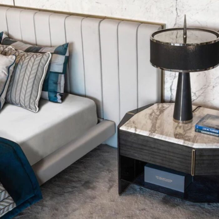 SPIRE TABLE LAMP