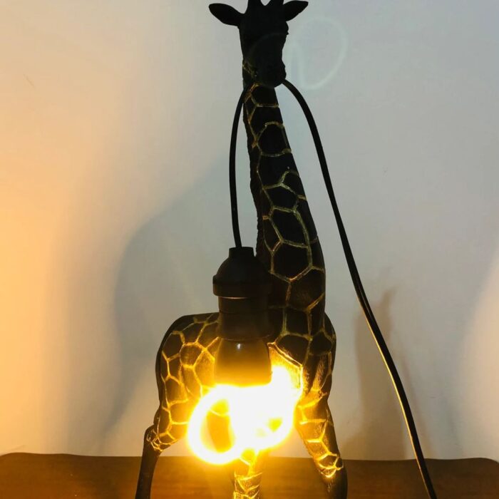 GIRAFFE LAMP