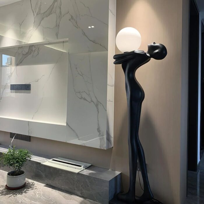 HUMANOID ABSTRACT FLOOR LAMP