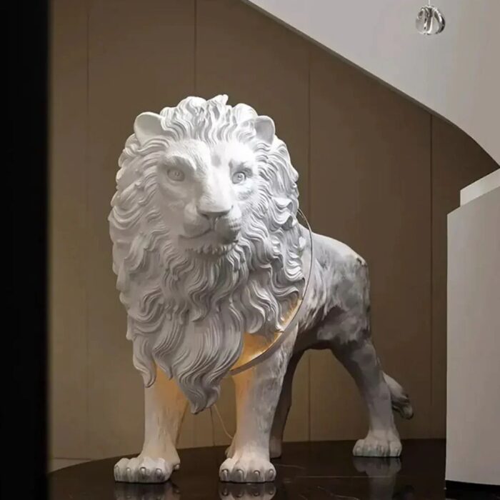 LION SCULPTURE FLOOR LAMP