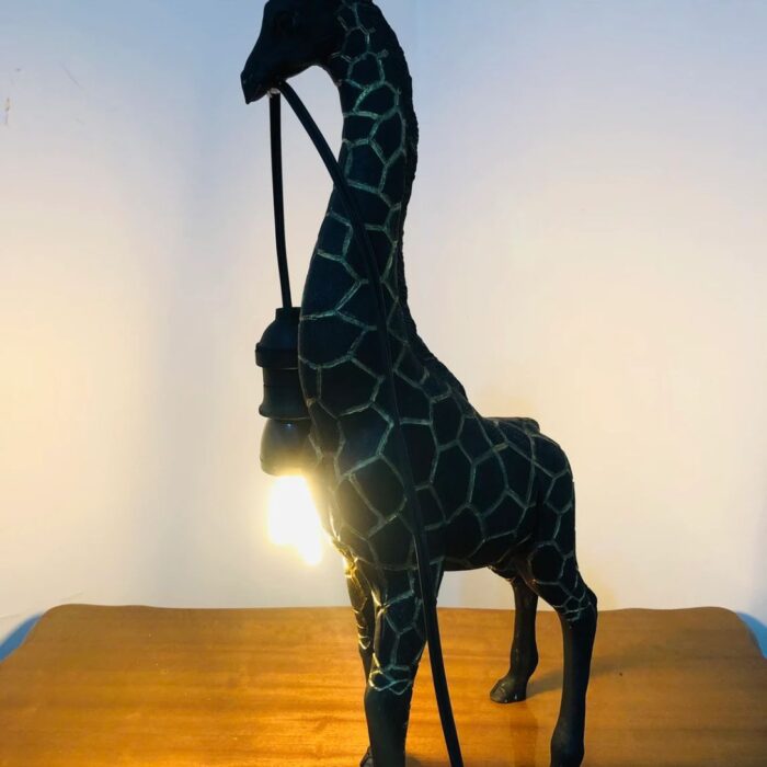 GIRAFFE LAMP