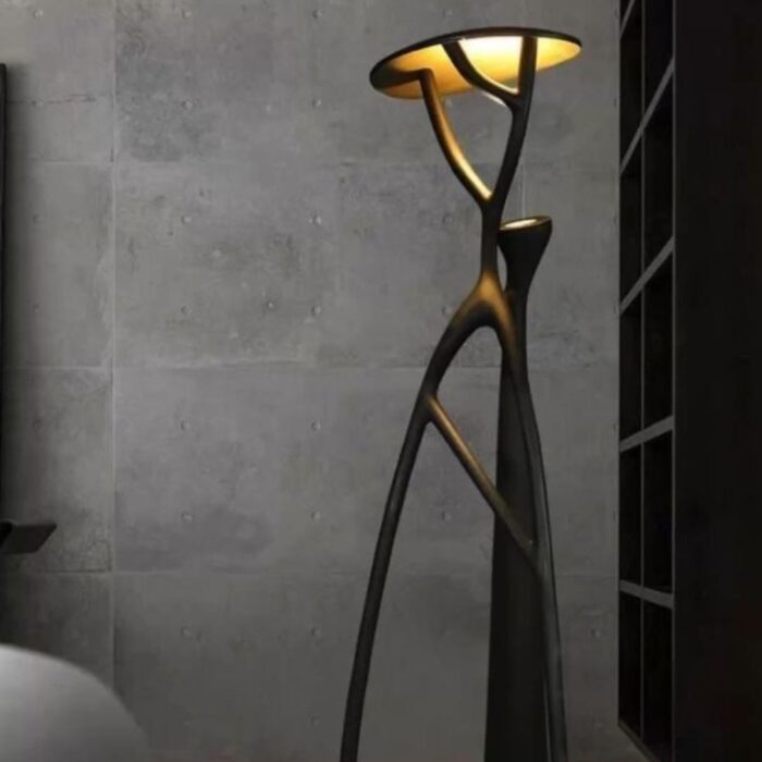 ABSTRACT SCULPTURAL FLOOR LAMP