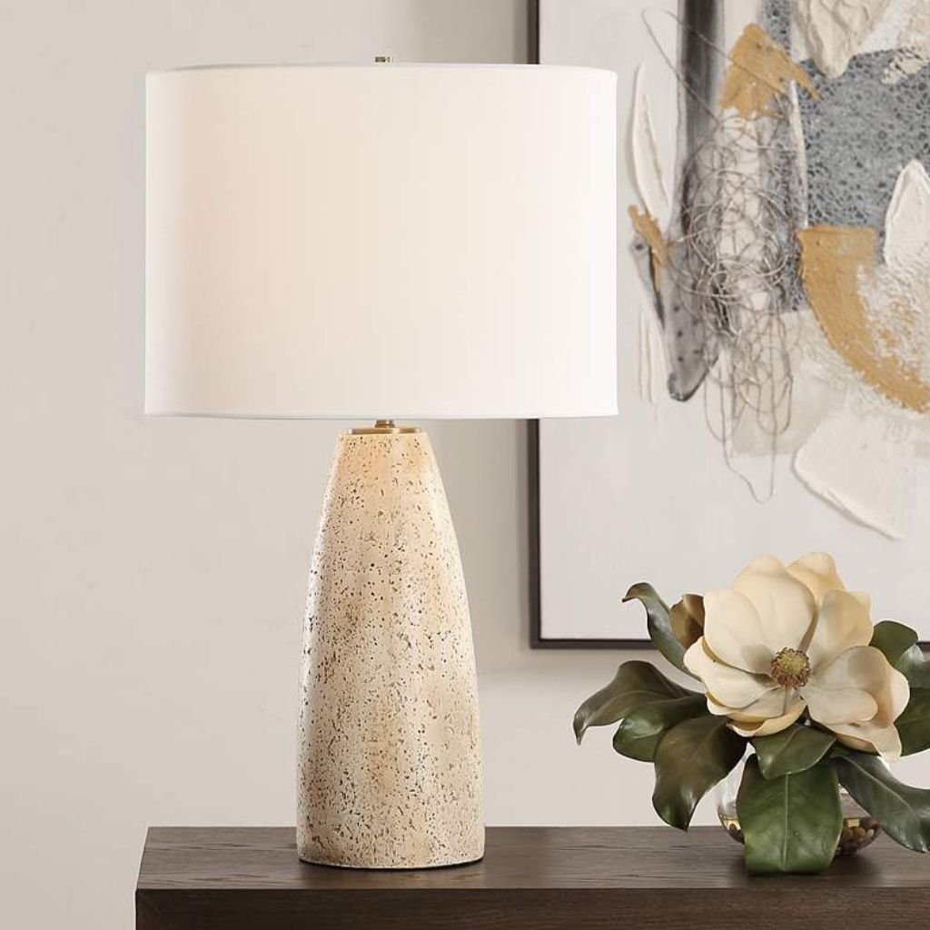 1 HIGH CLAY TABLE LAMP