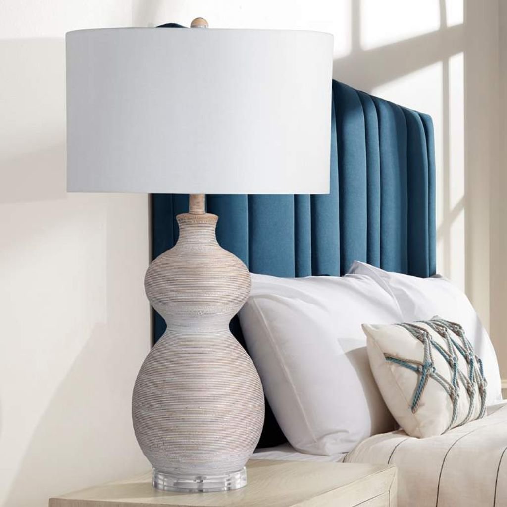 1 BOHO STYLED WHITE TABLE LAMP