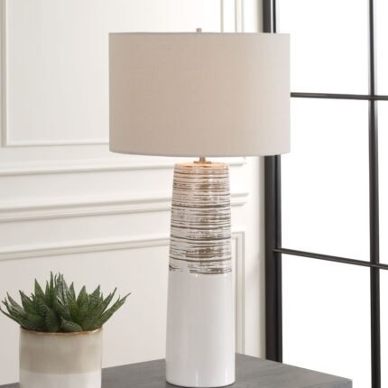 WHITE GLAZE CERAMIC TABLE LAMP