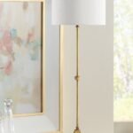 RECLUSE BRASS TABLE LAMP