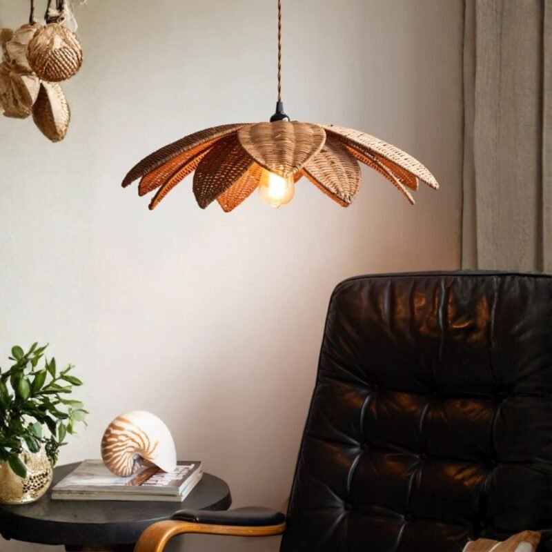 BEAUTIFUL RATTAN FLOWER EASYFIT SHADE