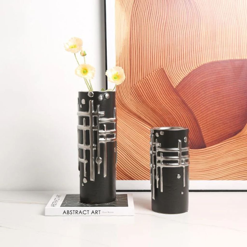 1 MODERN GRID RELIEF VASE BLACK
