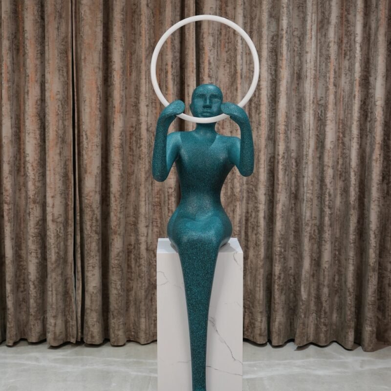 HALO MUSE SITTING SCULPTURE