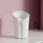 FLOW EDGE VASE WHITE