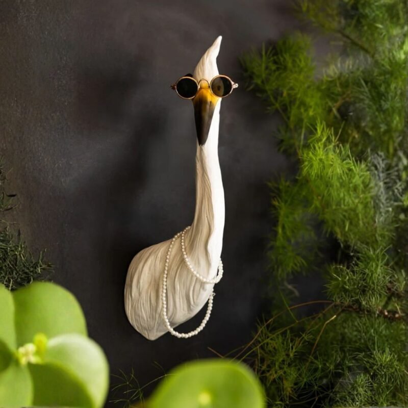 OZZY THE QUIRKY BIRD WALL ART