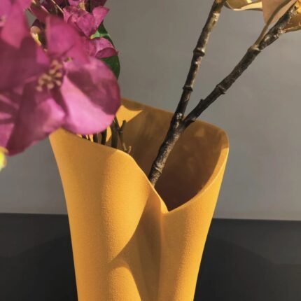 FLOW EDGE VASE ORANGE