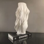 FLOW FORM VASE WHITE