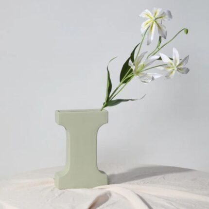 ALTURA VISTA VASE GREEN