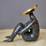 ABSTRACT BLACK SITTING DECOR