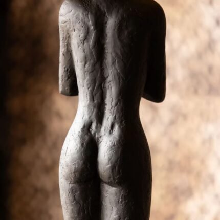 BLACK NAKED LADY TABLE LAMP