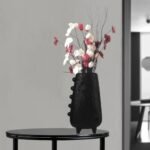 TEXTURED COLUMN VASE BLACK