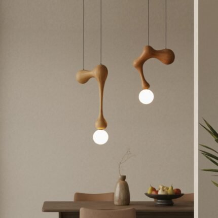 ORGANIC PENDANT LIGHT WITH SCULPTURAL FORM
