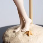 RETRO STYLE BATHER TABLE LAMP WITH GLOBE