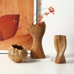 ELEGANT BROWN CERAMIC VASE