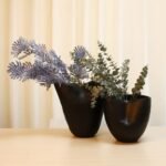 FLOW CREST VASE BLACK