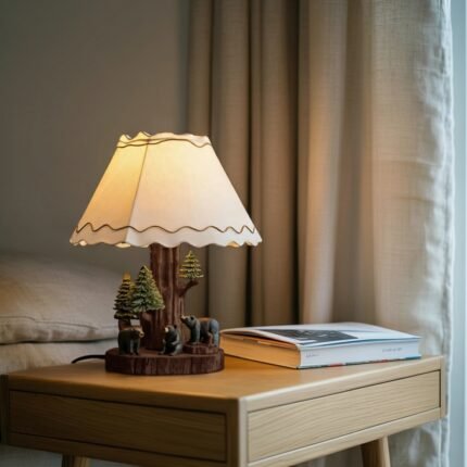 RUSTIC BEAR TABLE LAMP WALNUT