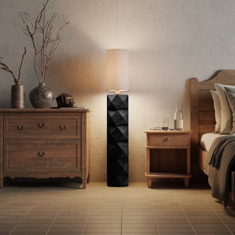 CONTEMPORARY SCULPTURAL LAMP BLACK