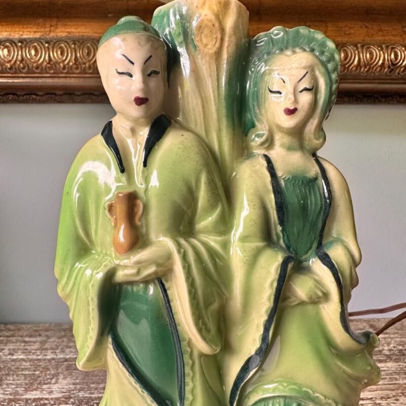 Shawnee Pottery Asian Sculptural Art Lamp