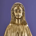 Decorative Madonna Figure Virgin Mary Gold Art Sculptures