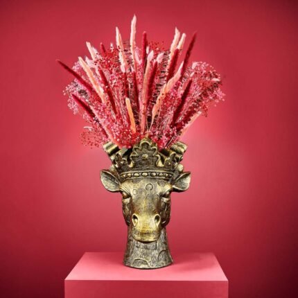 Giraffe Lucie Animal Sculpture Flower Pot