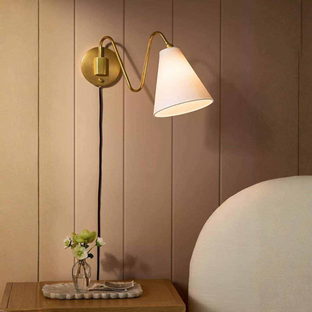 ONDA IRON SINGLE PLUG-IN SCONCE WALL LIGHT ONDA IRON SINGLE PLUG-IN SCONCE WALL LIGHT