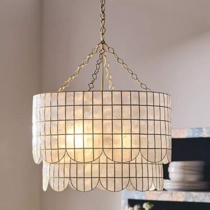 HEATHER CAPIZ SCALLOPED PENDANT