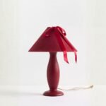 BOSETTE RED BOW VELVET AND WOOD TABLE LAMP