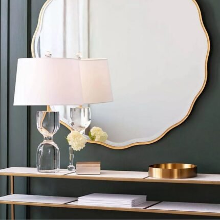 JOAN HOURGLASS CRYSTAL TABLE LAMP