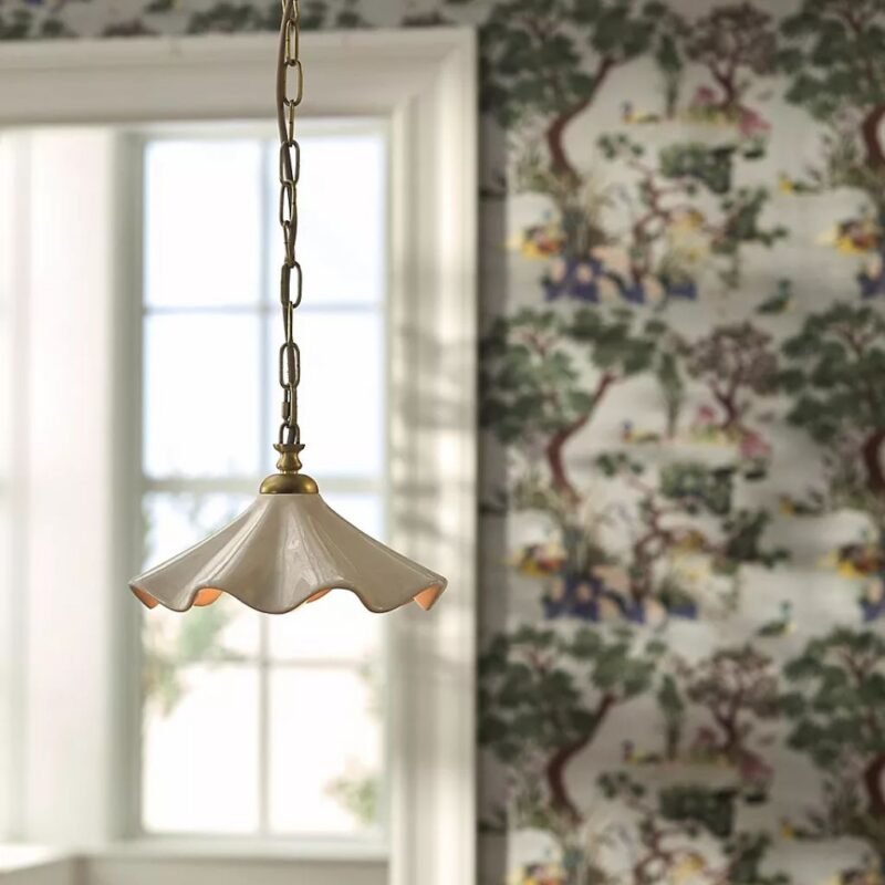 BOBBI CREAM WAVY CERAMIC PENDANT LIGHT