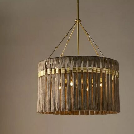 DUTCHESS CHANDELIER LIGHT
