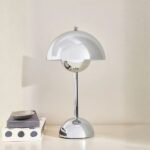 FLOWERPOT V9 METALLIC CORDLESS RECHARGEABLE LED TABLE LAMP