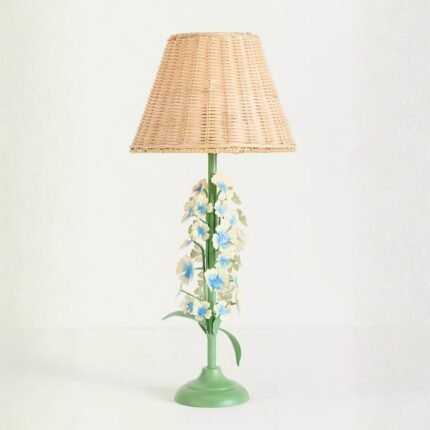 HYDRANGEA FLORAL TOLE IRON TABLE LAMP