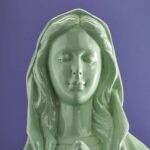VIRGIN MARY DECORATIVE FIGURE IN GREEN