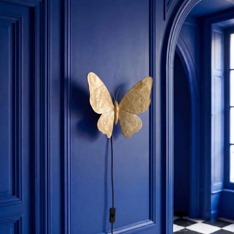 BUTTERFLY WALL LIGHT WITH GOLD FINISH