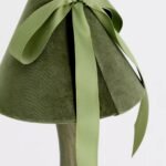 BOSETTE GREEN VELVET AND WOOD TABLE LAMP WITH BOW DETAIL