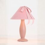 MAUVE VELVET AND WOOD BOSETTE TABLE LAMP WITH BOW DESIGN