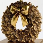 ICON WREATH DECORATIVE TABLE LAMP