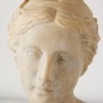 GRECIAN BUST DECORATIVE TABLE LAMP