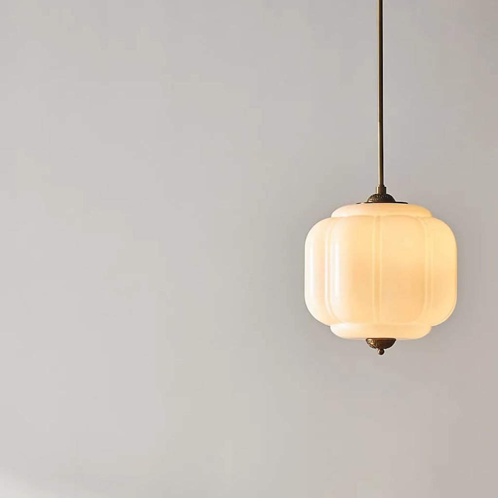 34 ELOISE SCALLOP MILK GLASS PENDANT CEILING LIGHT WHITE GLASS-BRASS