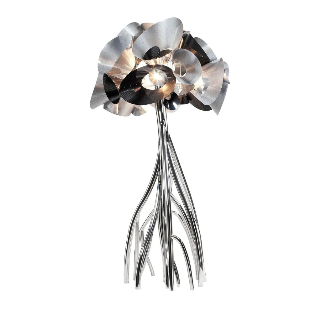 MANGROVIA EM FLOR LAMP with carbon aluminum blossom shade casting dramatic shadow patterns, 104.3 in tall MANGROVIA EM FLOR LAMP with carbon aluminum blossom shade casting dramatic shadow patterns, 104.3 in tall