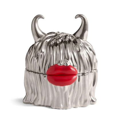 HAAS LYNDA BOX WITH PLATES SET OF 4 SILVER with bold red lips and curved horns